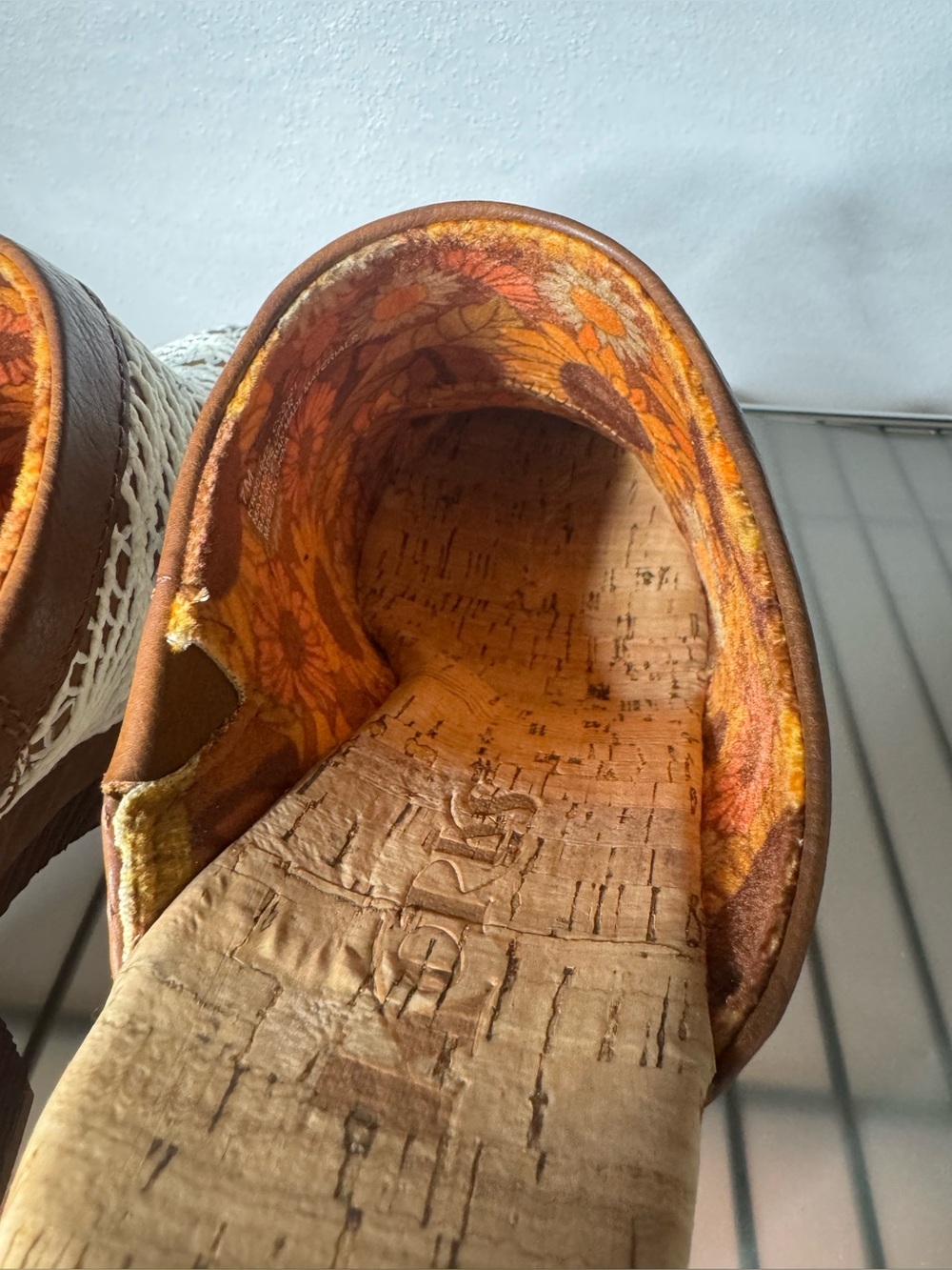 Kork-Ease White Crochet Clog Mules with Brown Trim Nora boho size 7 - Picture 6 of 12
